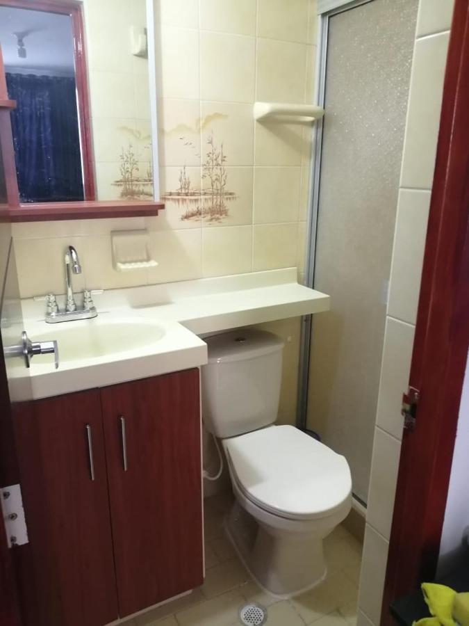 סן גיל Hostal Dante מראה חיצוני תמונה