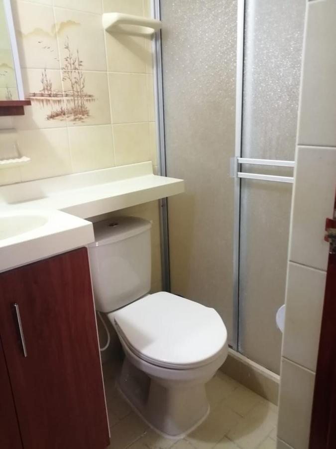 סן גיל Hostal Dante מראה חיצוני תמונה